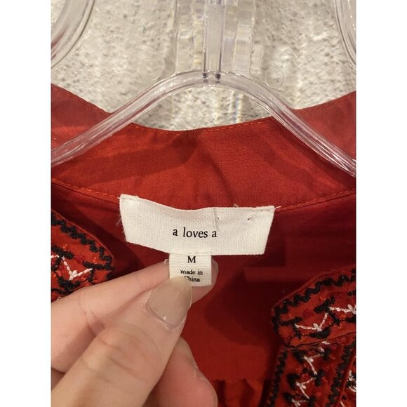 A Loves A Shirt Womens Medium Red Embroidered Peasant Boho Tunic Top Blouse - Picture 3 of 4